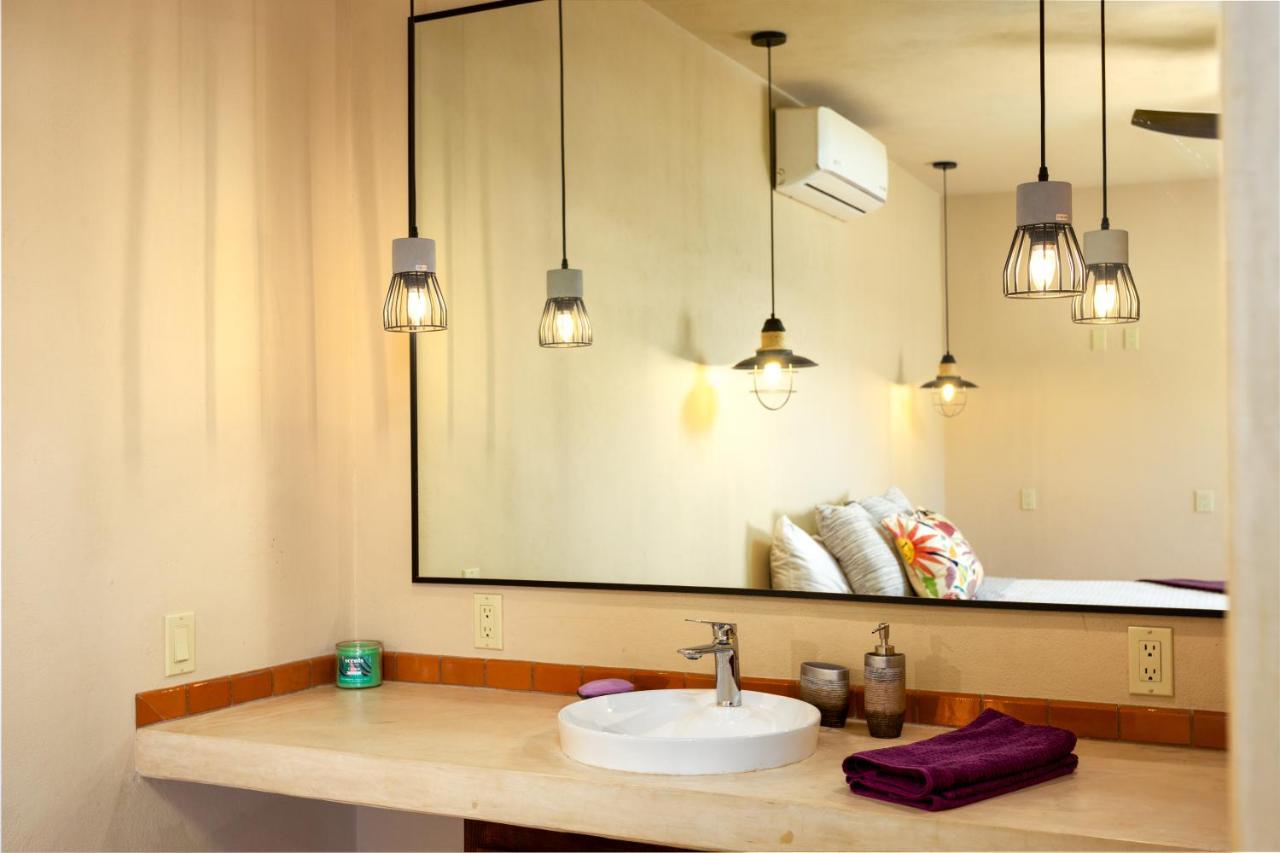 Hotel Hondo ลอส บาร์ริเลส ภายนอก รูปภาพ