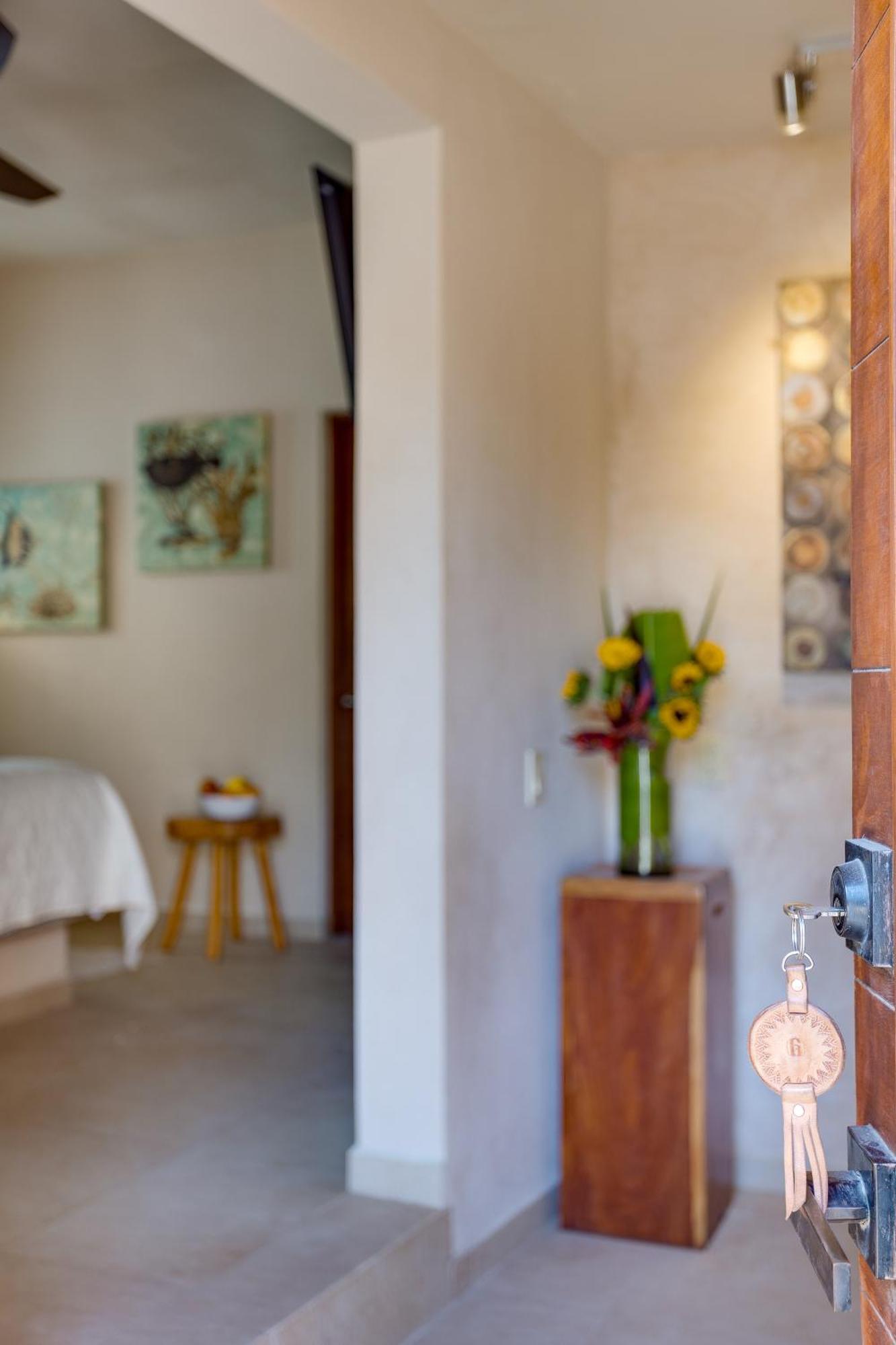 Hotel Hondo ลอส บาร์ริเลส ภายนอก รูปภาพ